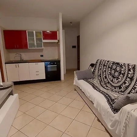 Santa Costanza Con Piscina Апартаменты